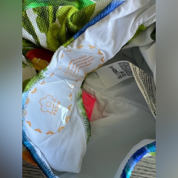 FARM Rio Tropical Fresh Faux Wrap One-Piece Swimsuit sz XS 195$ - Picture 4 of 5